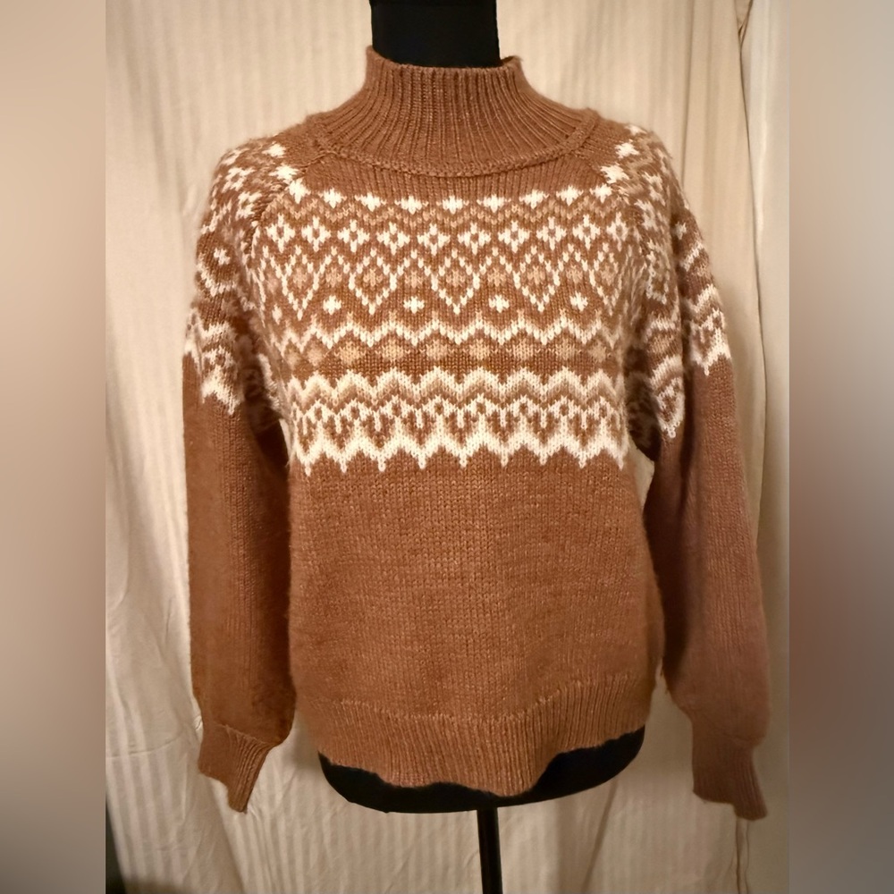 Petite small GAP Brown and White wool blend Sweater